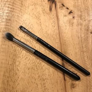 MAC Cosmetics Brushes 231 & 286